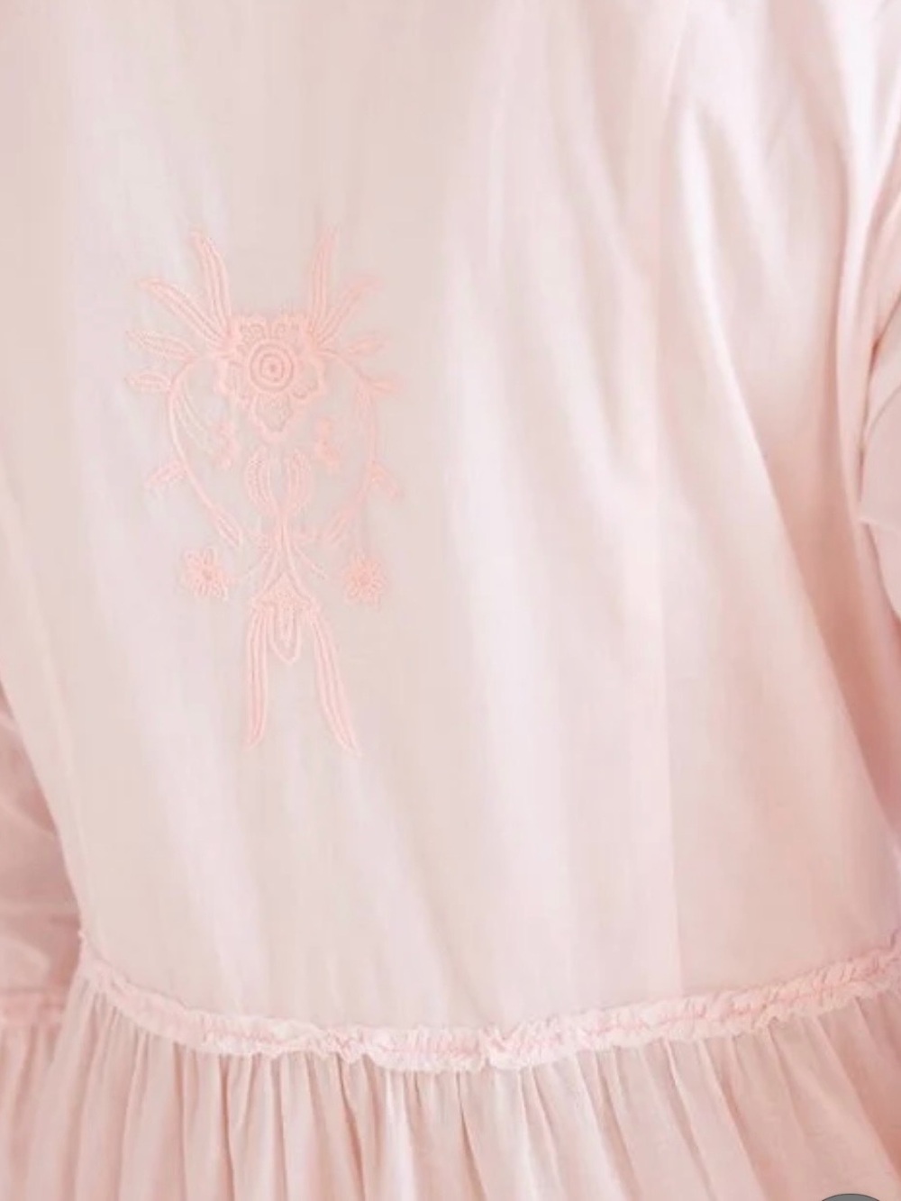 Soft Surroundings Pink Anastasia Nightgown
NEW Size Small - Picture 4 of 8